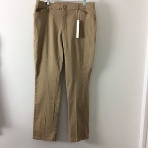 NEW Gloria Vanderbilt Pants Women’s Size 12P